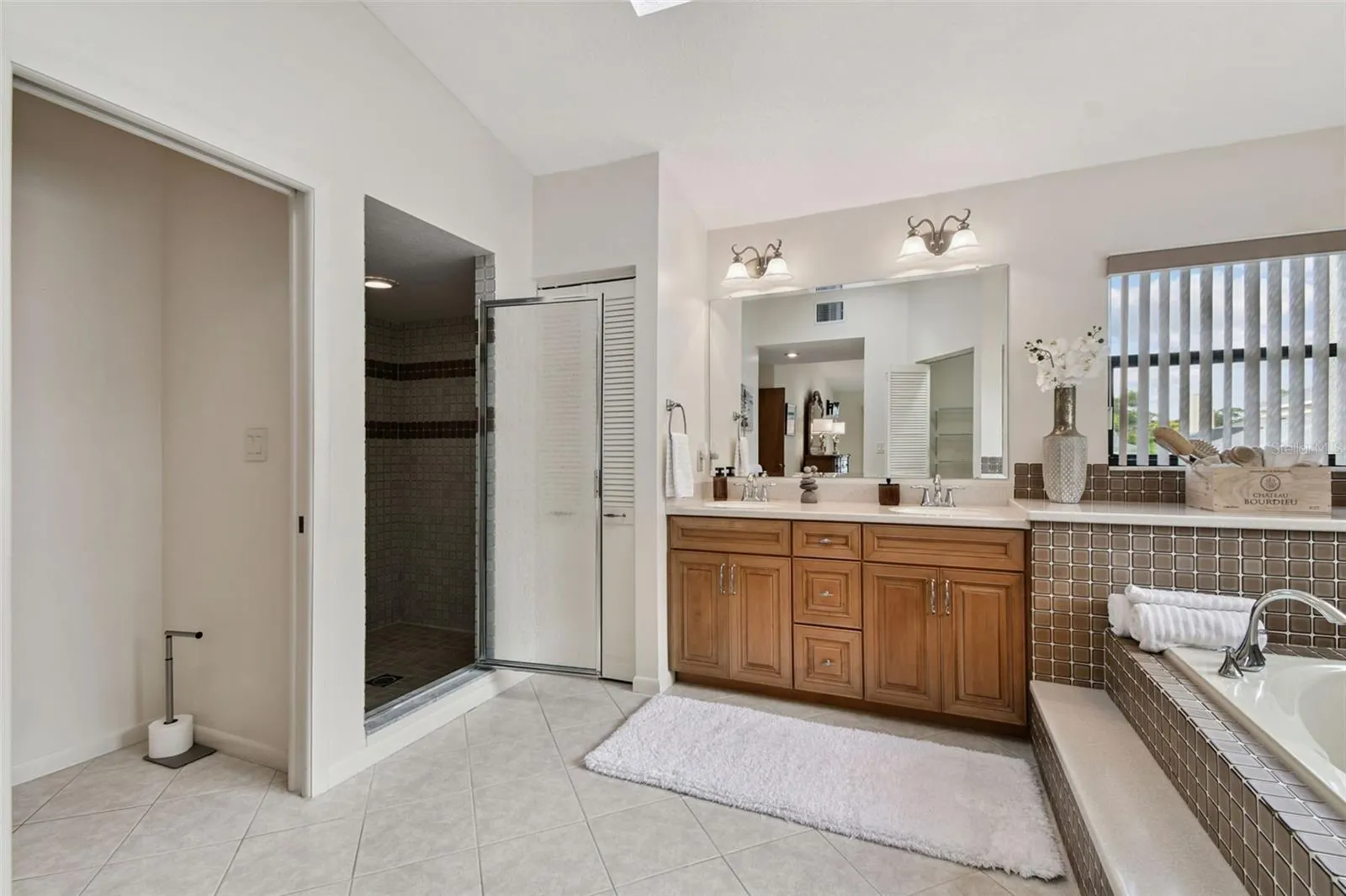 1378 ROLLING RIDGE RD