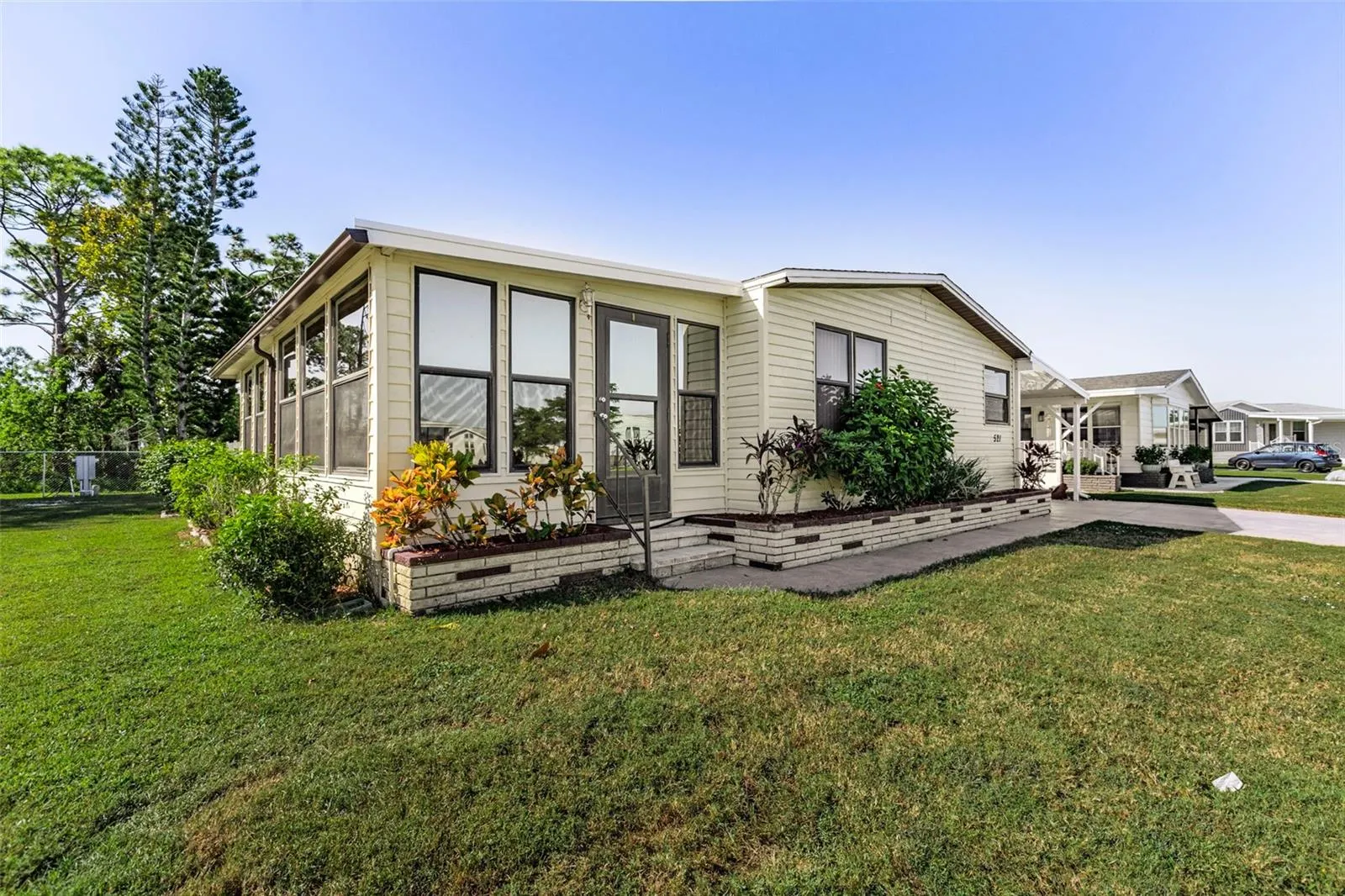 521 SAN CLEMENTE CIR