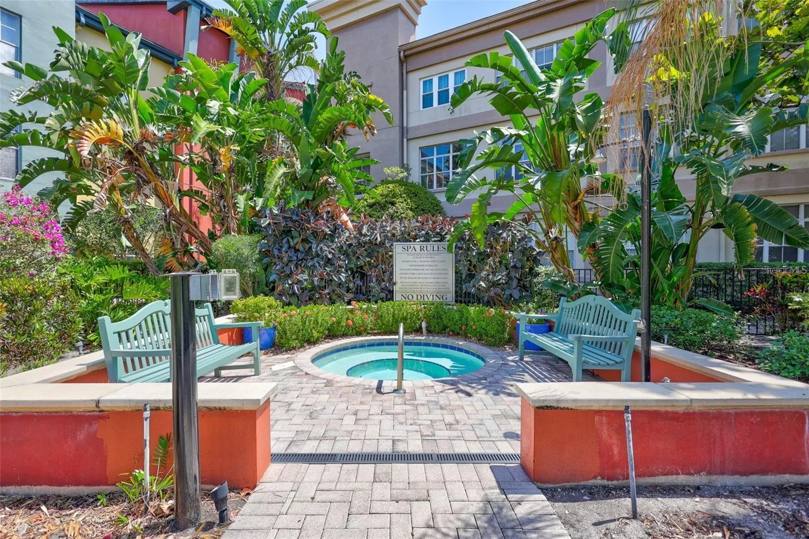 2411 W HORATIO ST #526, #526
