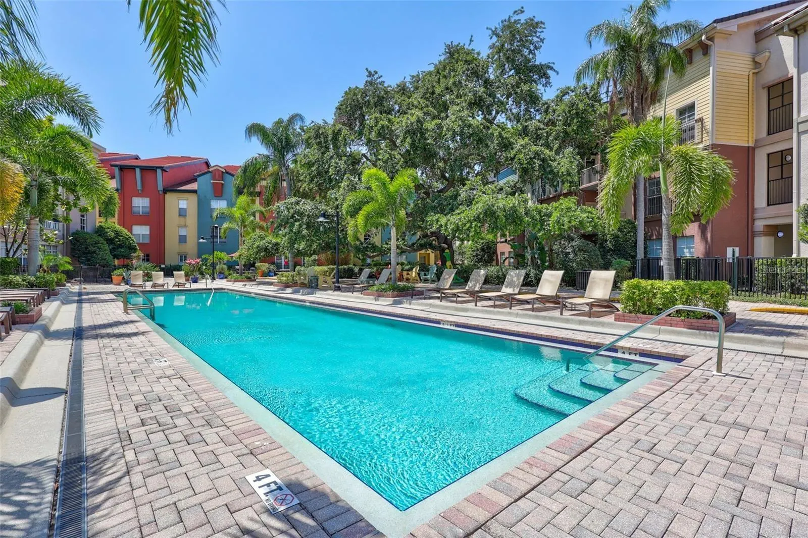 2411 W HORATIO ST #526, #526