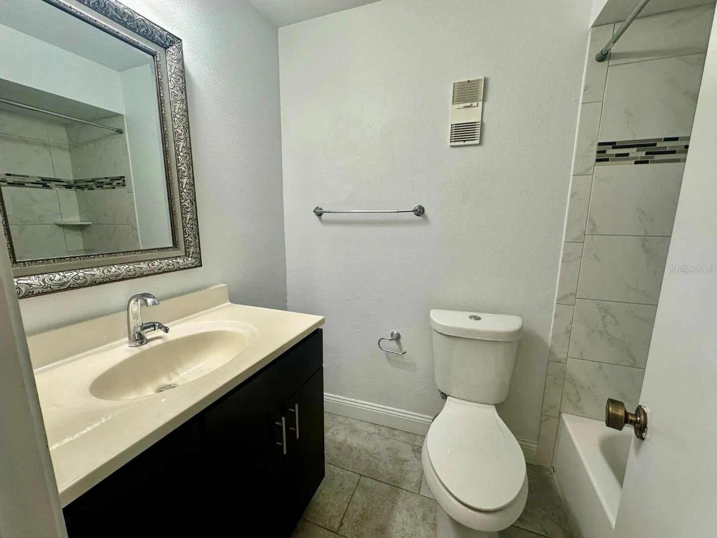 2581 COUNTRYSIDE BLVD #2313, #2313