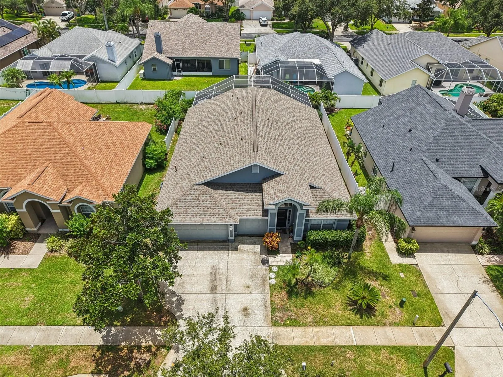 1266 PARADISE LAKE DR