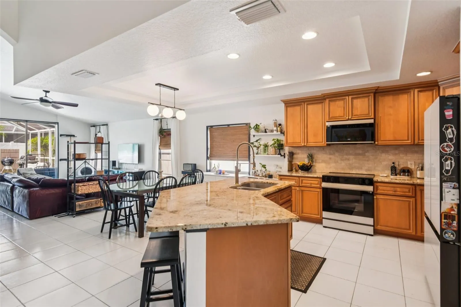 1266 PARADISE LAKE DR
