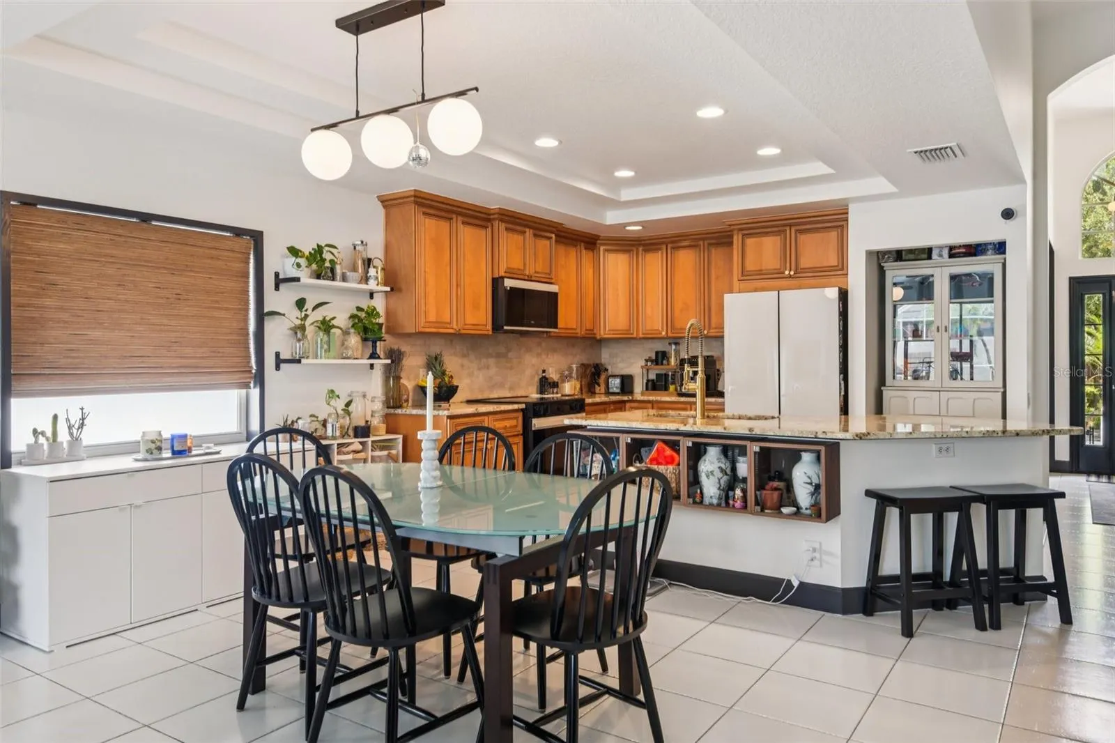 1266 PARADISE LAKE DR