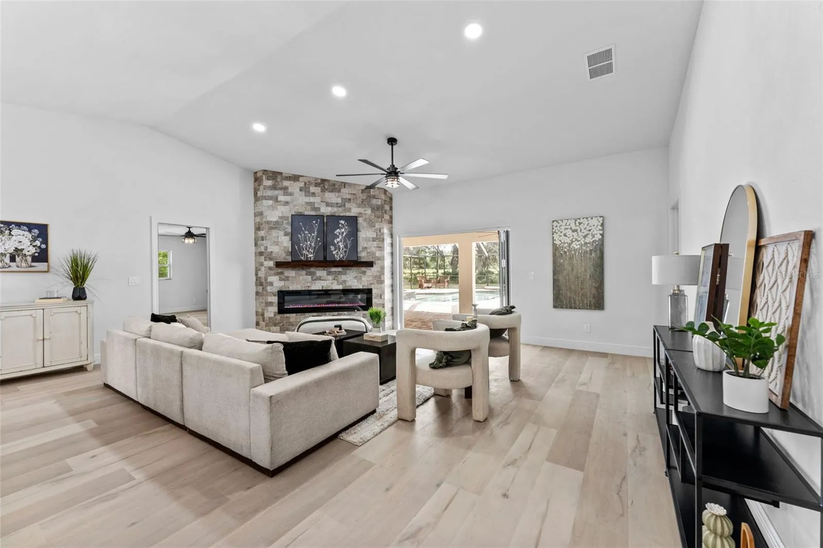 10204 TRANQUIL LN