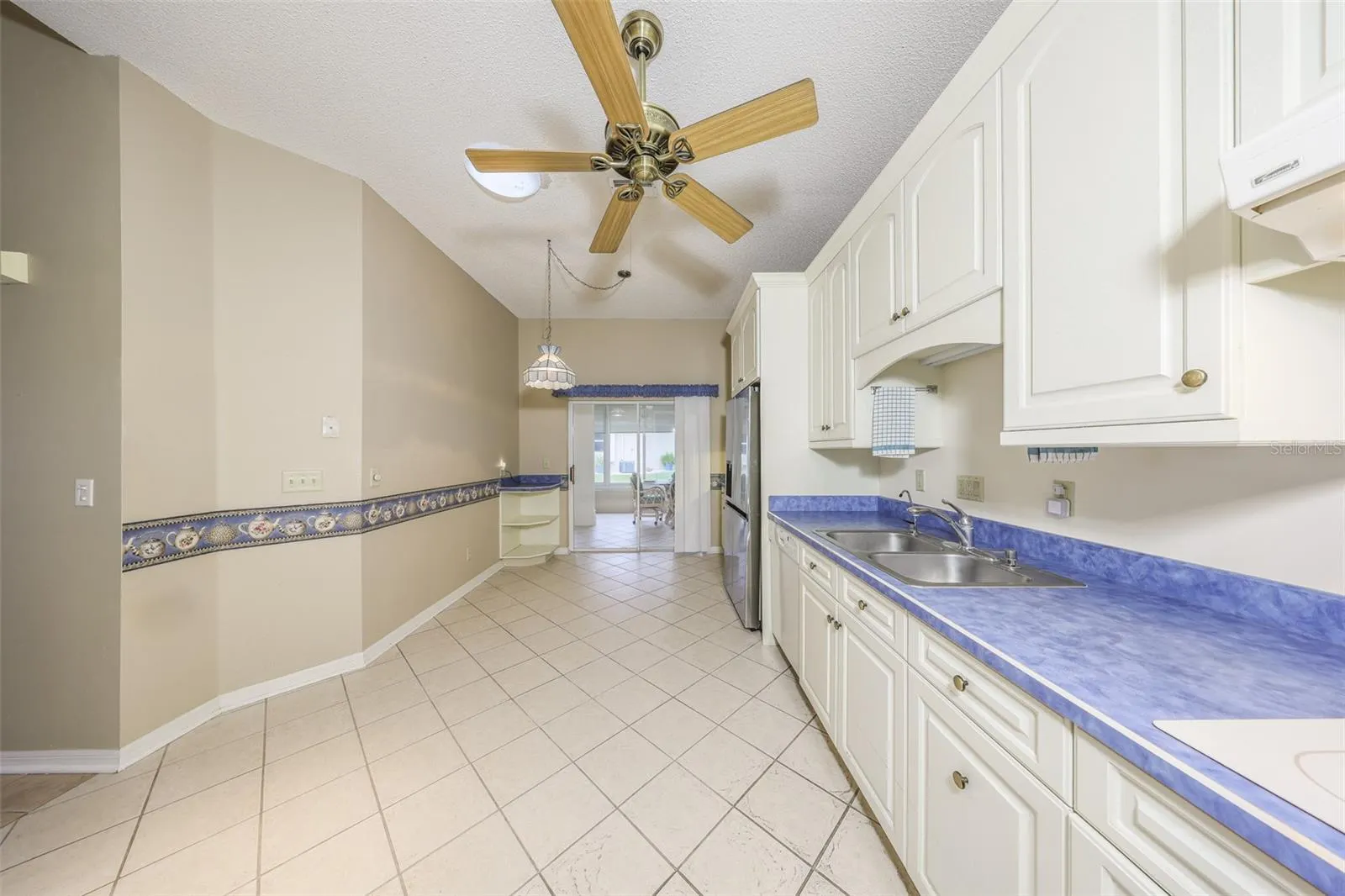 1117 MCDANIEL ST #301, #301