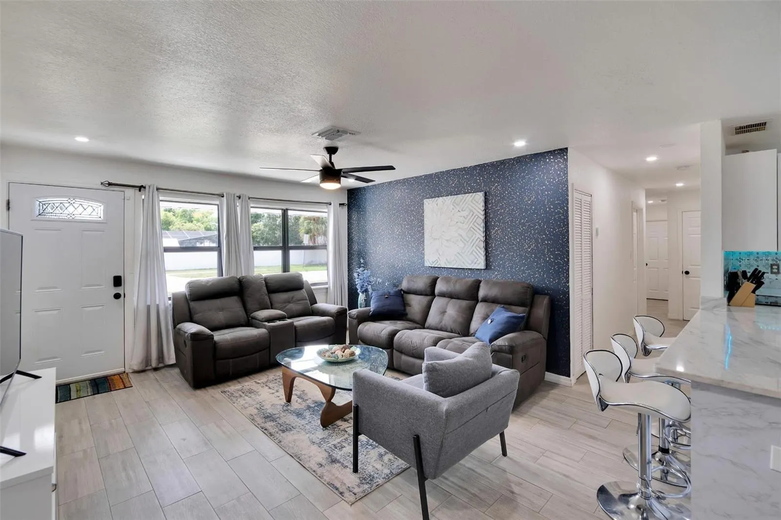 4731 W MONTGOMERY AVE