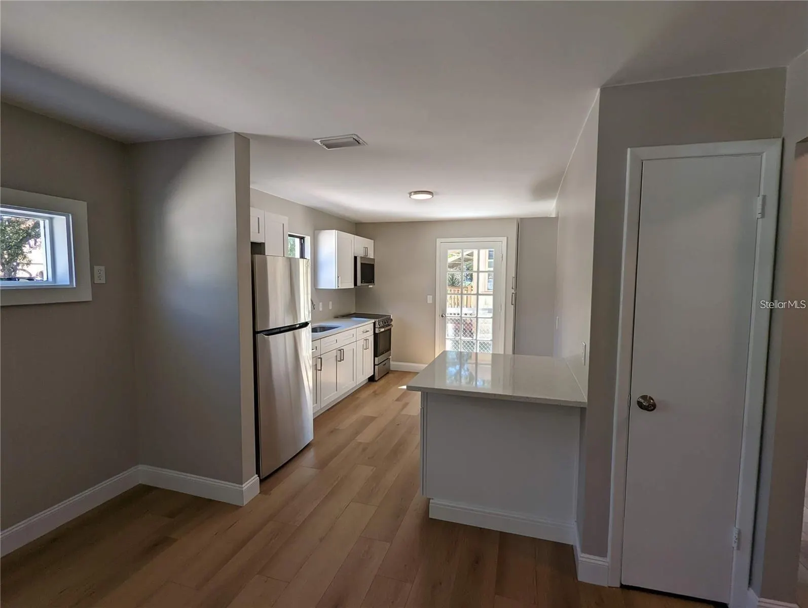 1920 SPRINGTIME AVE