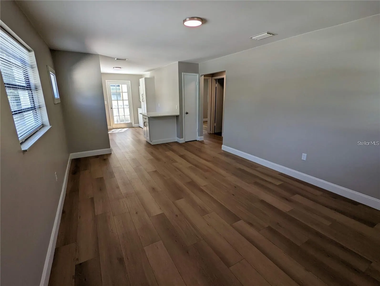 1920 SPRINGTIME AVE