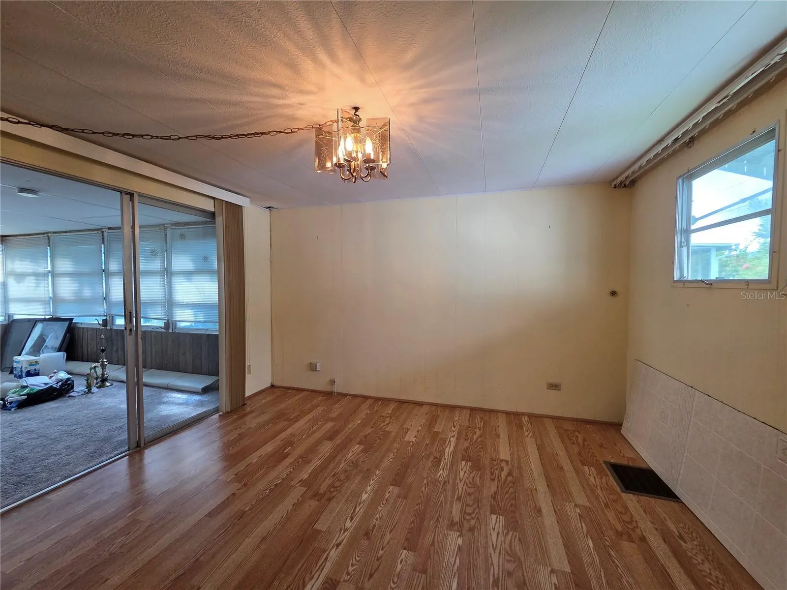 82008 A ST N #8, #8