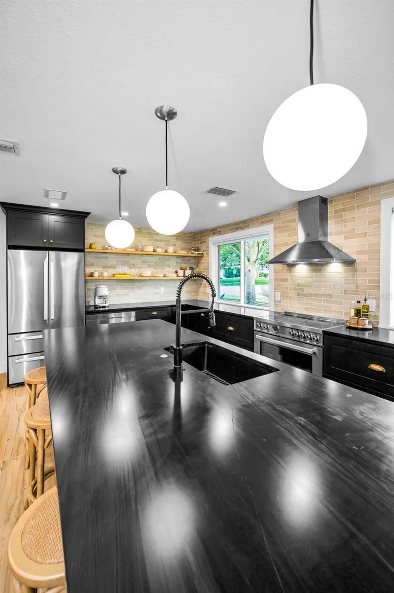 2024 NUGGET DR