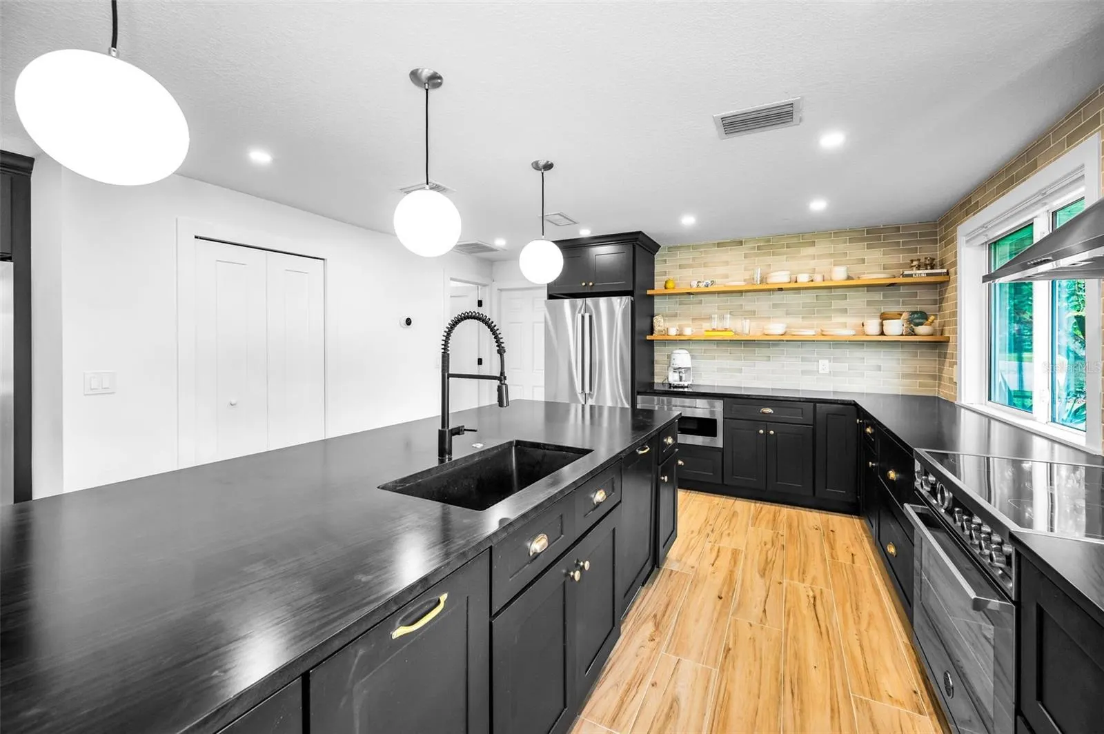 2024 NUGGET DR