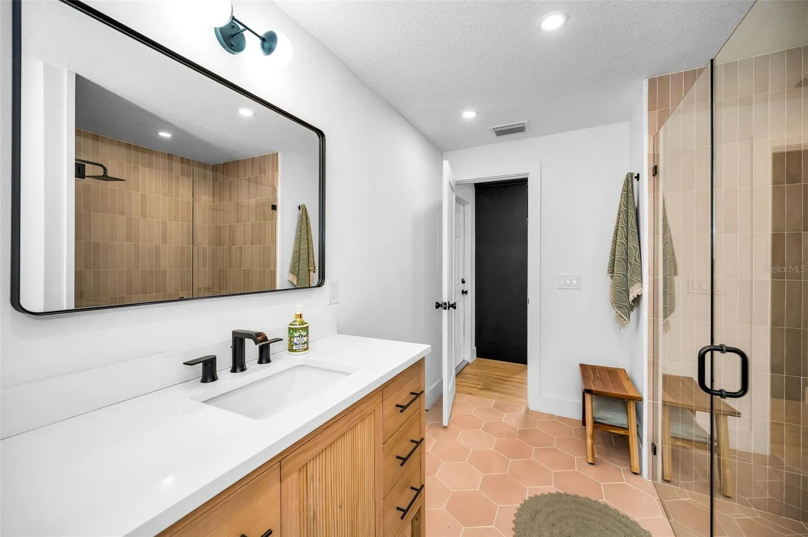 2024 NUGGET DR