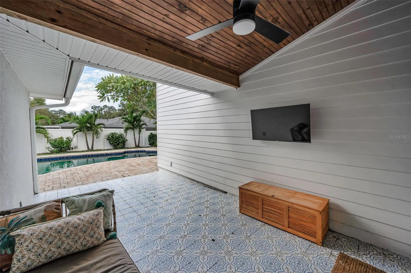 2024 NUGGET DR