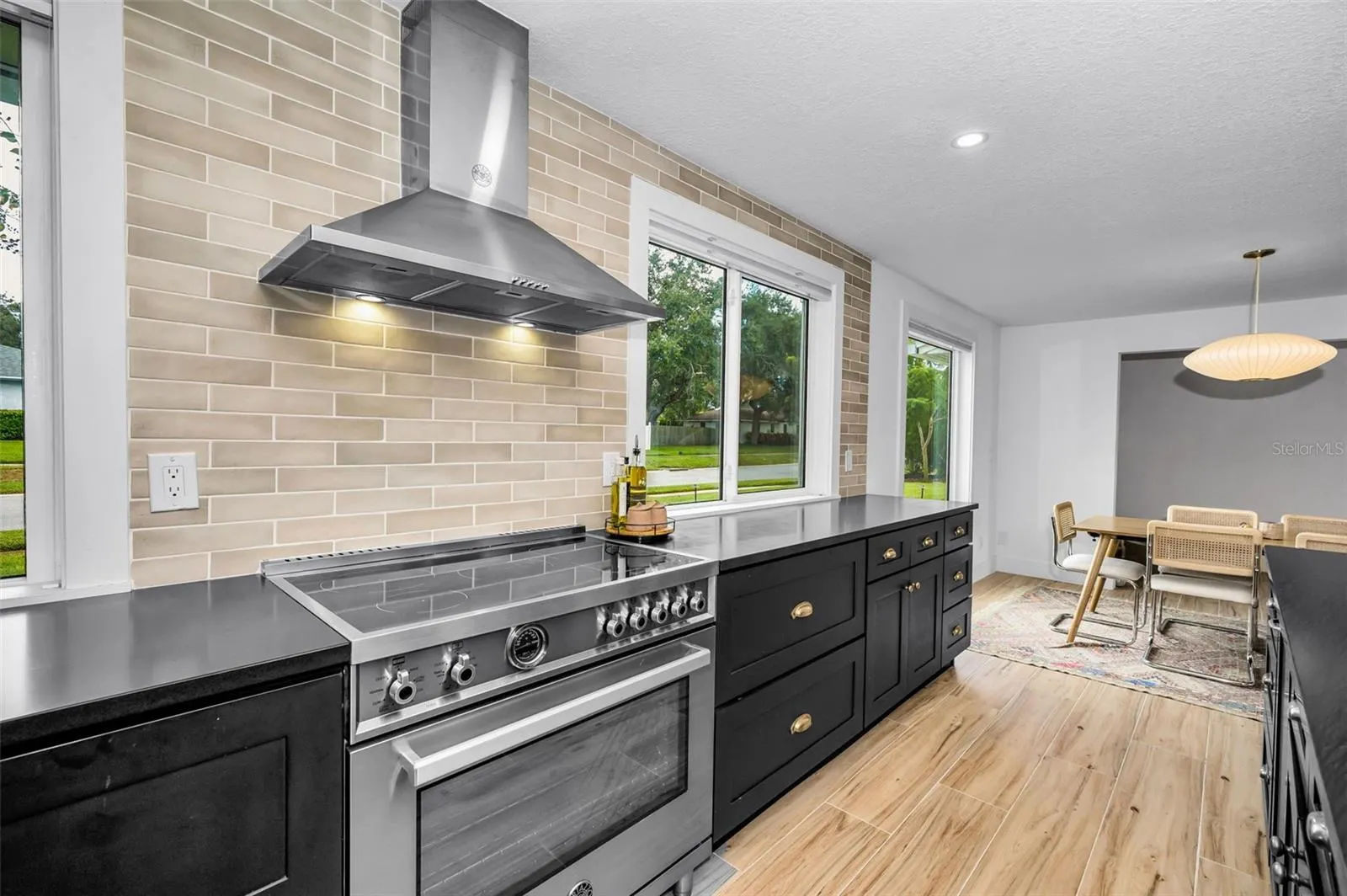 2024 NUGGET DR