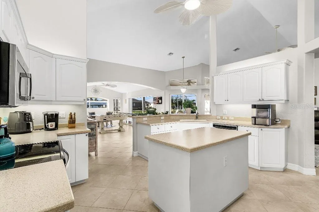 15626 MEACHAM CIR