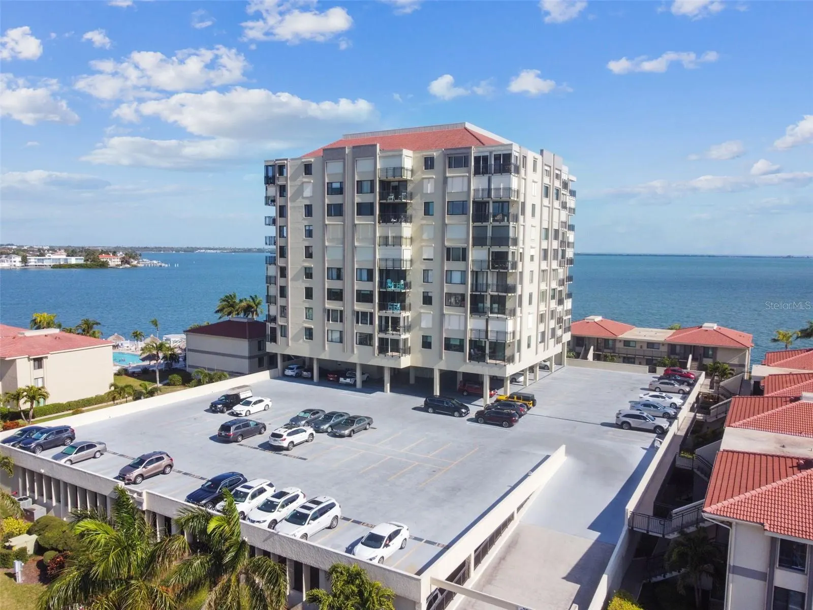 6372 PALMA DEL MAR BLVD S #605, #605