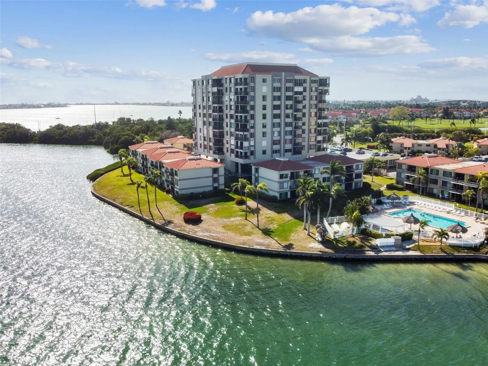 6372 PALMA DEL MAR BLVD S #605, #605