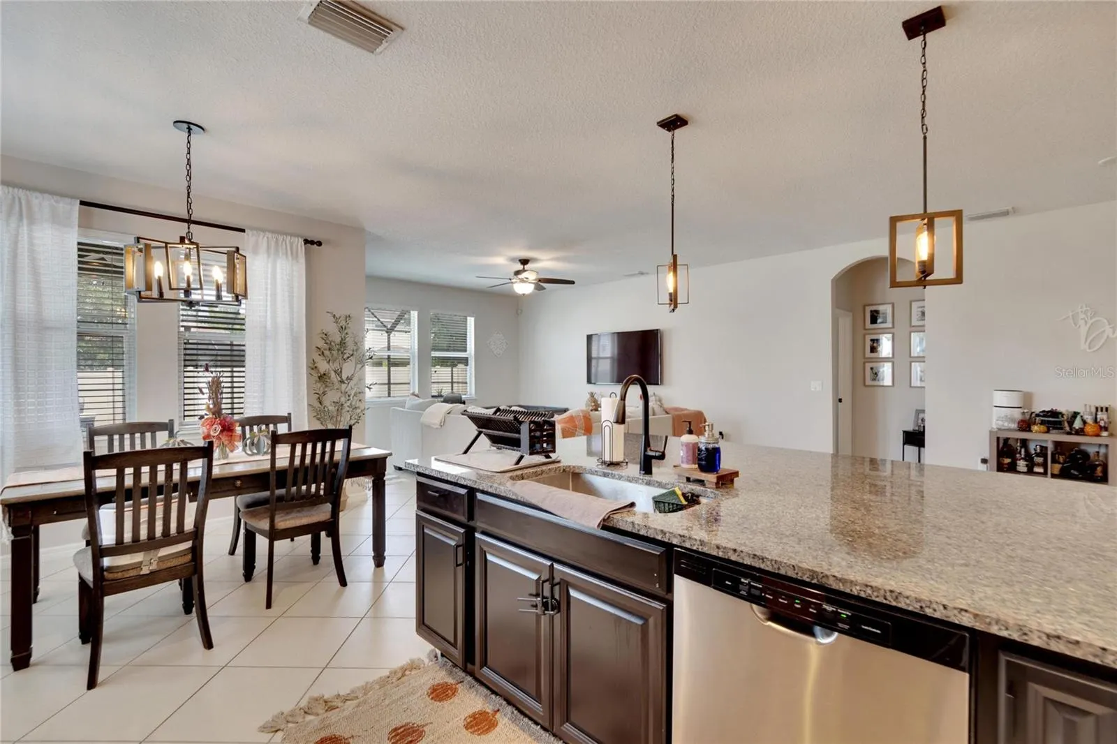 11135 SPRING POINT CIR