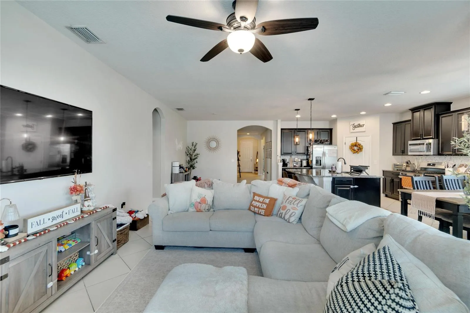 11135 SPRING POINT CIR