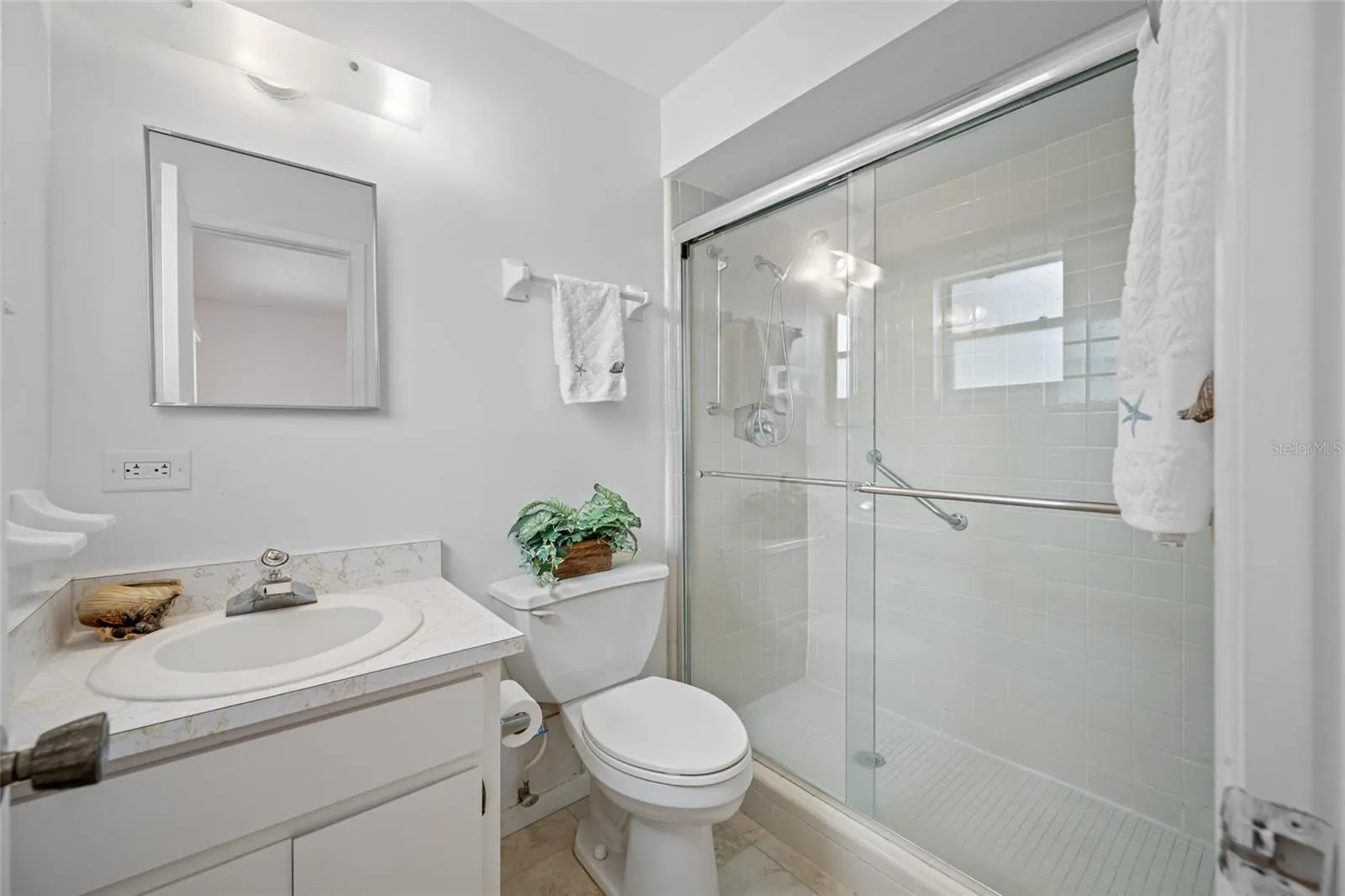 12200 VONN RD #8A, #8A