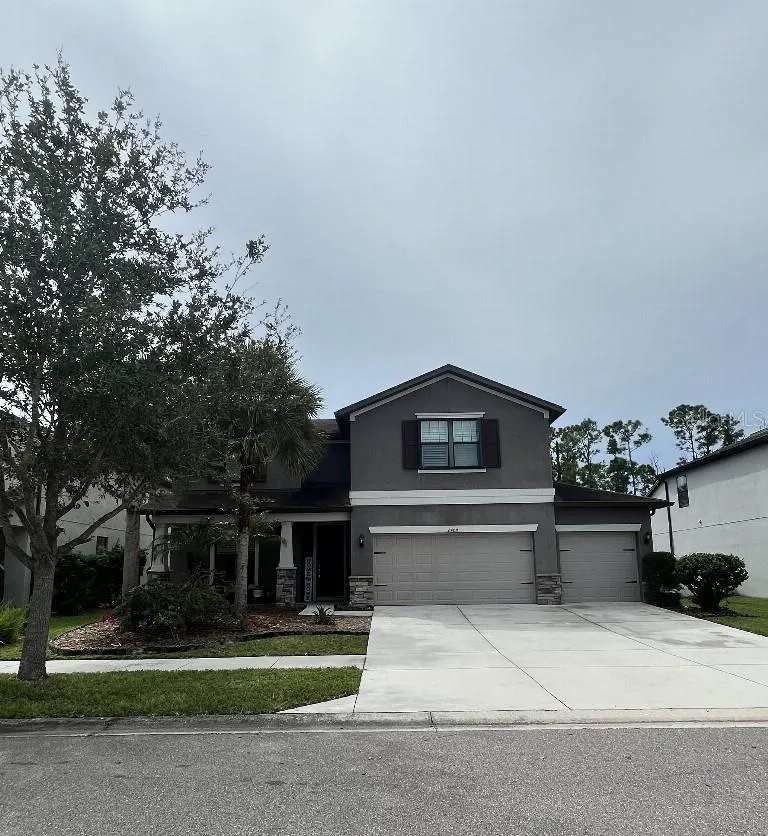 2409 CARNATION CT