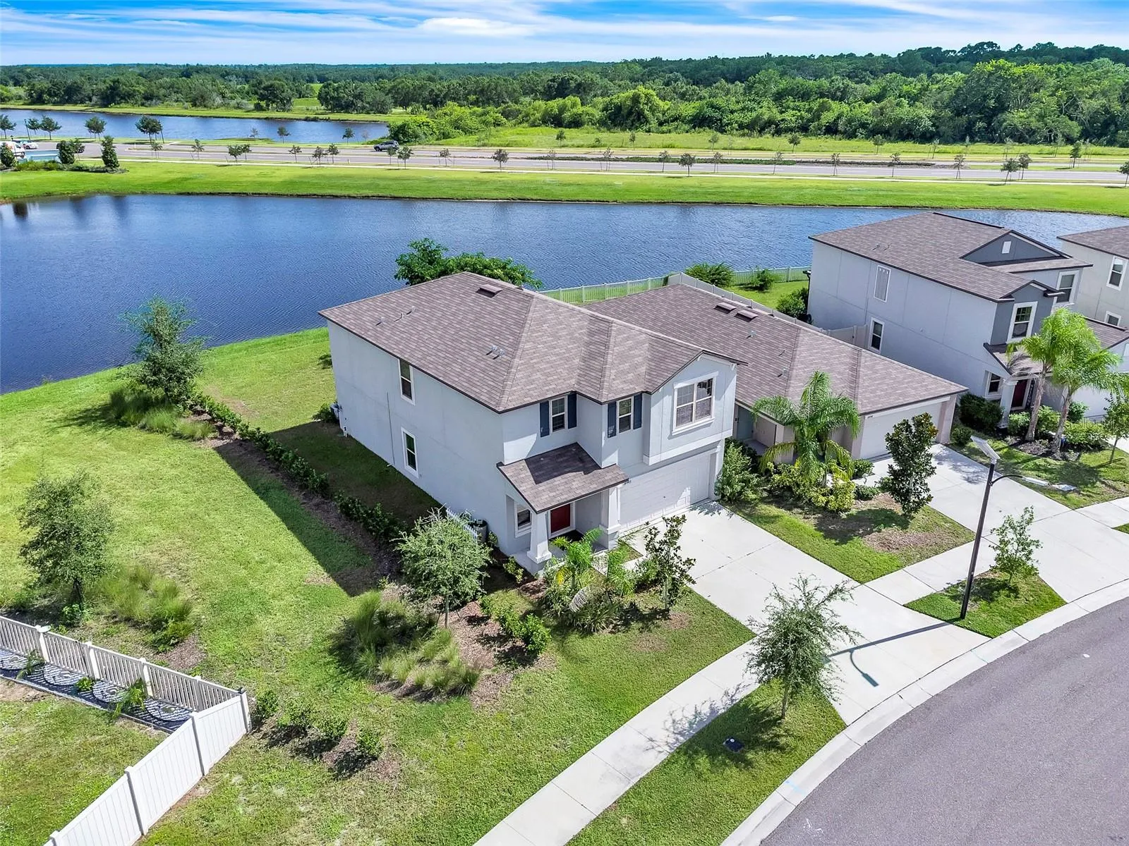 14443 TOUCH GOLD LN