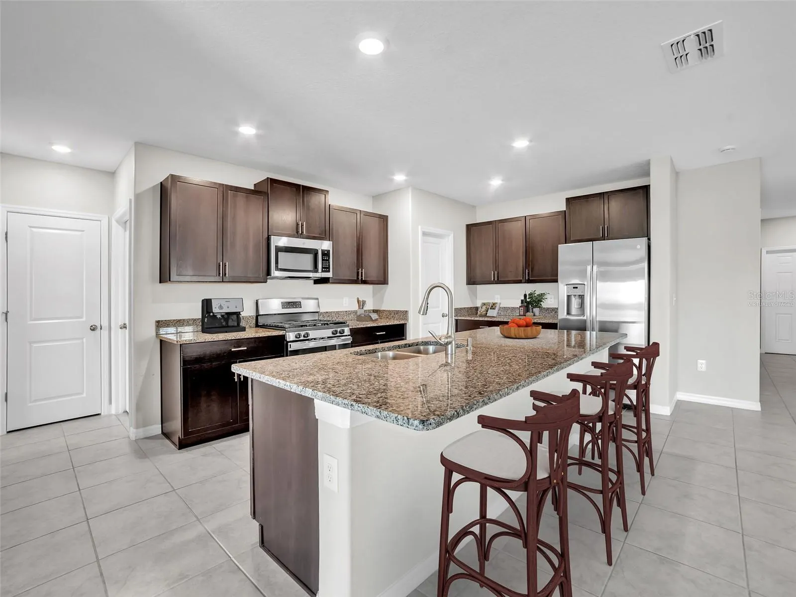 14443 TOUCH GOLD LN