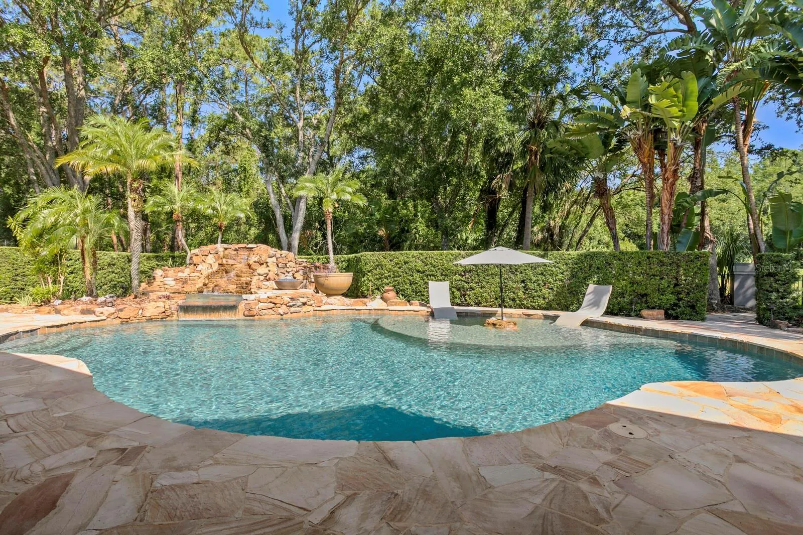 6352 W MACLAURIN DR