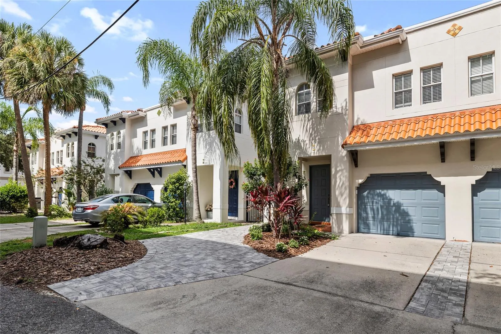 104 S MOODY AVE #3, #3