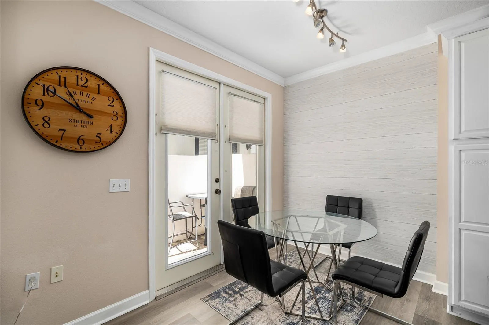 104 S MOODY AVE #3, #3