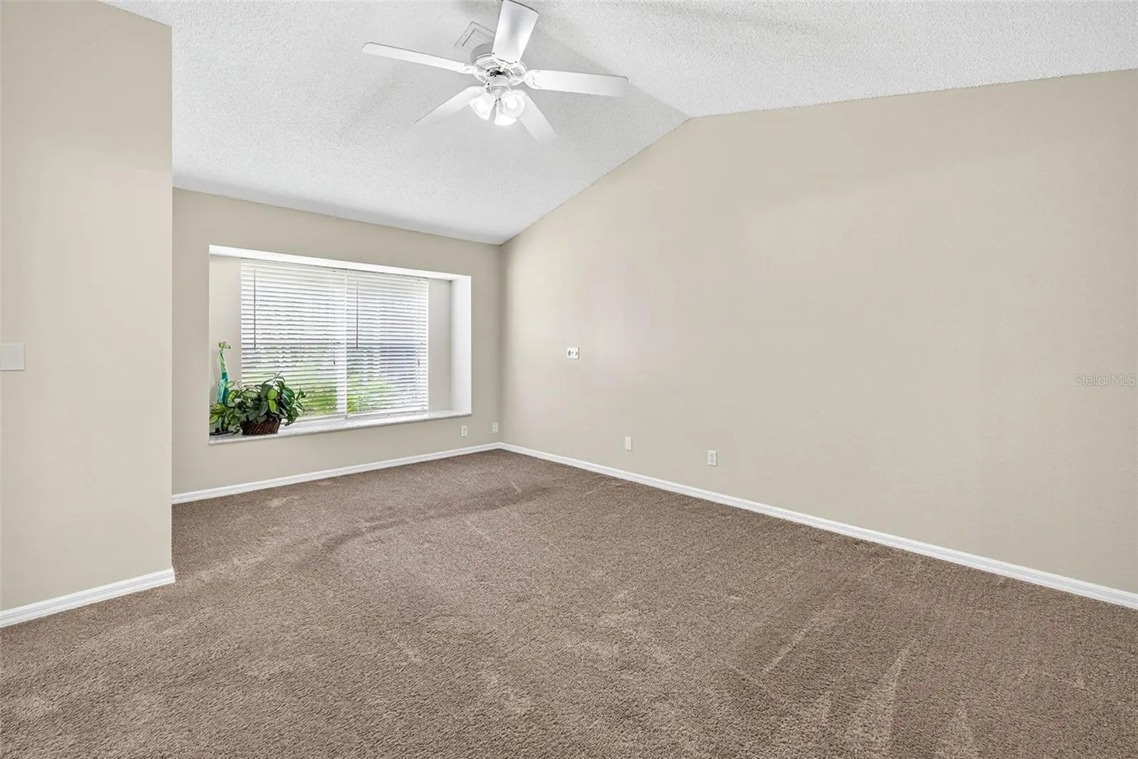 1607 ALEXANDER CROSSING WAY