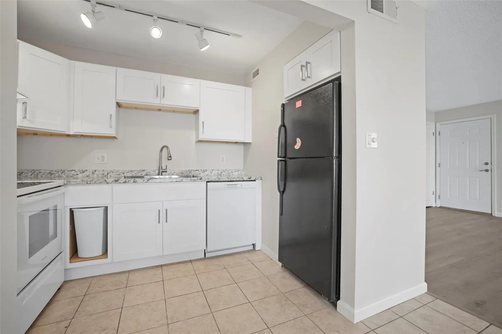 247 POMPANO DR SE #B, #B