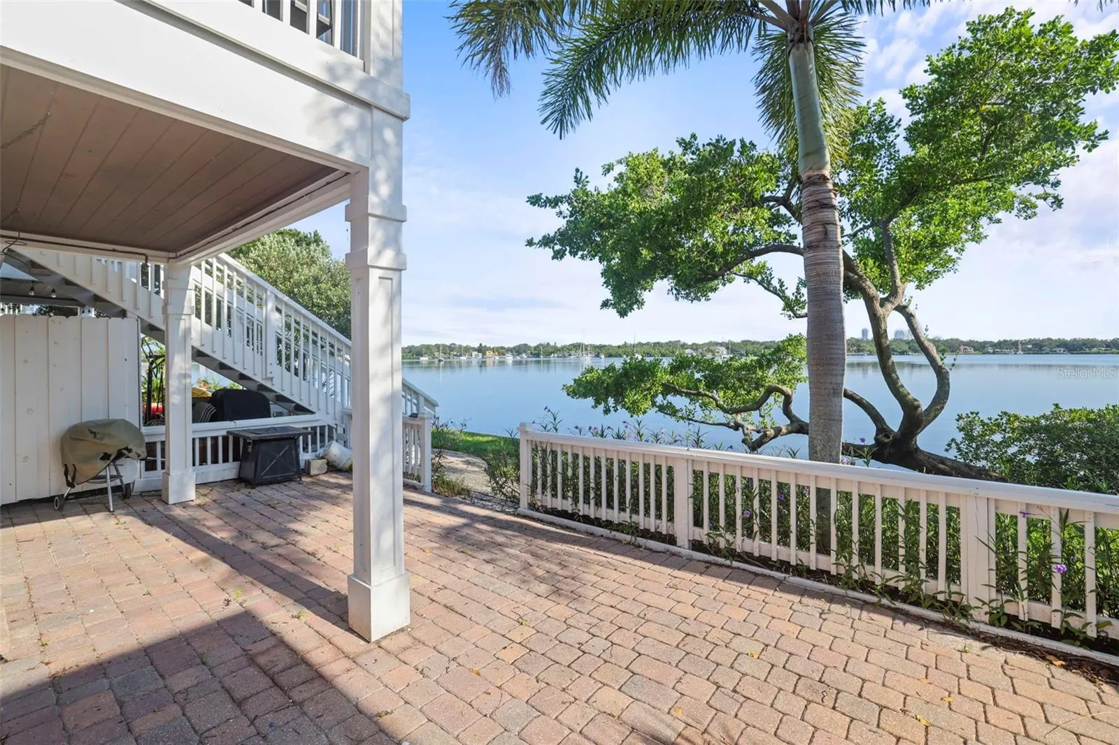 247 POMPANO DR SE #B, #B