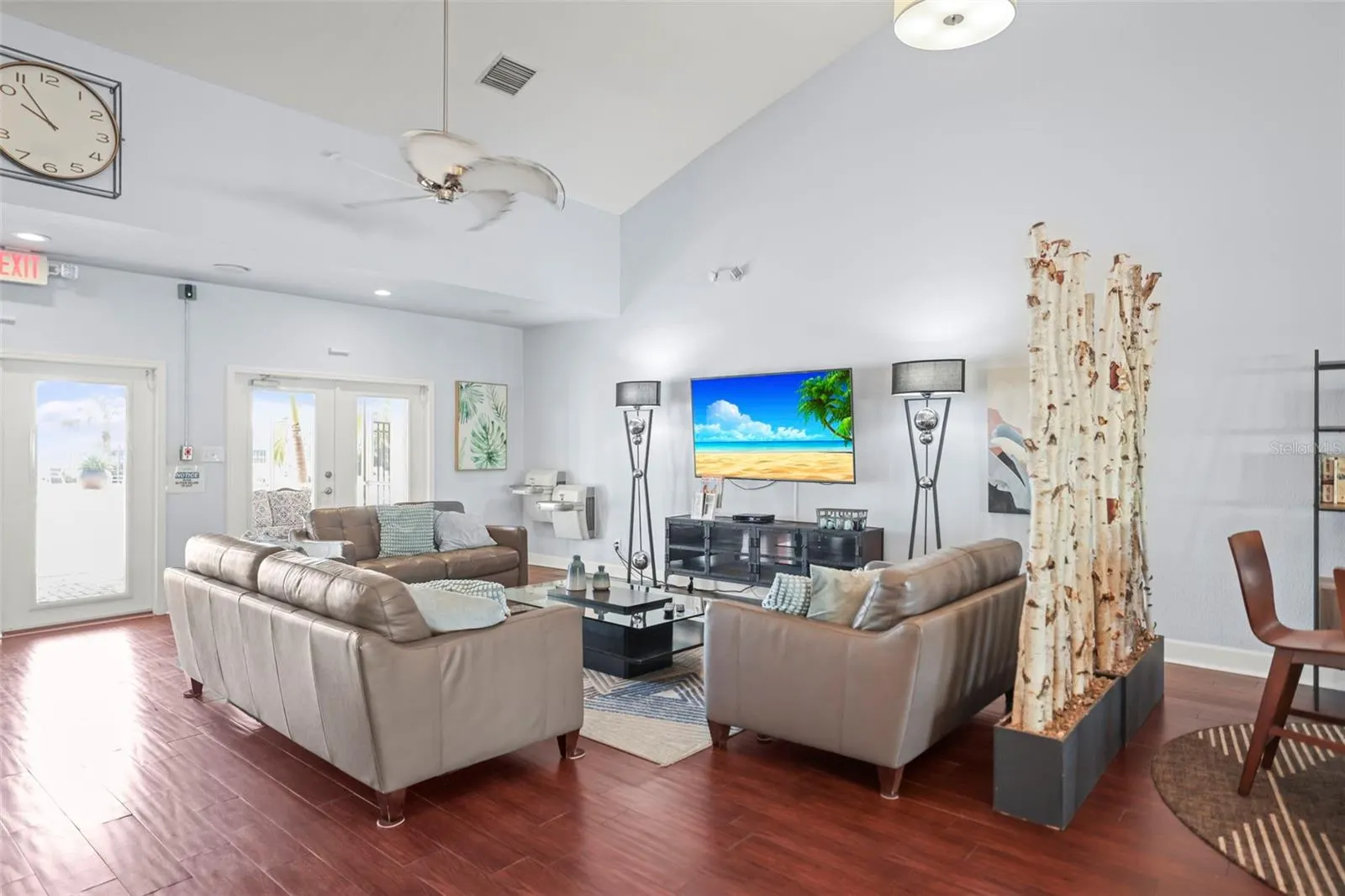 247 POMPANO DR SE #B, #B