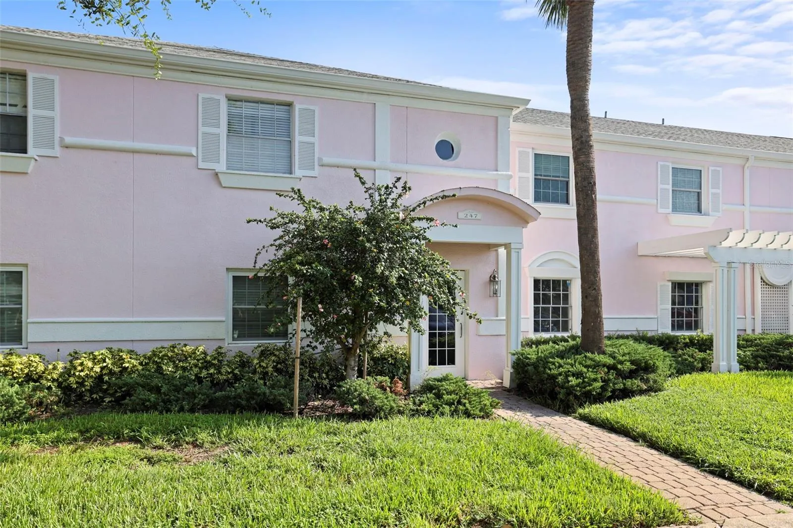 247 POMPANO DR SE #B, #B