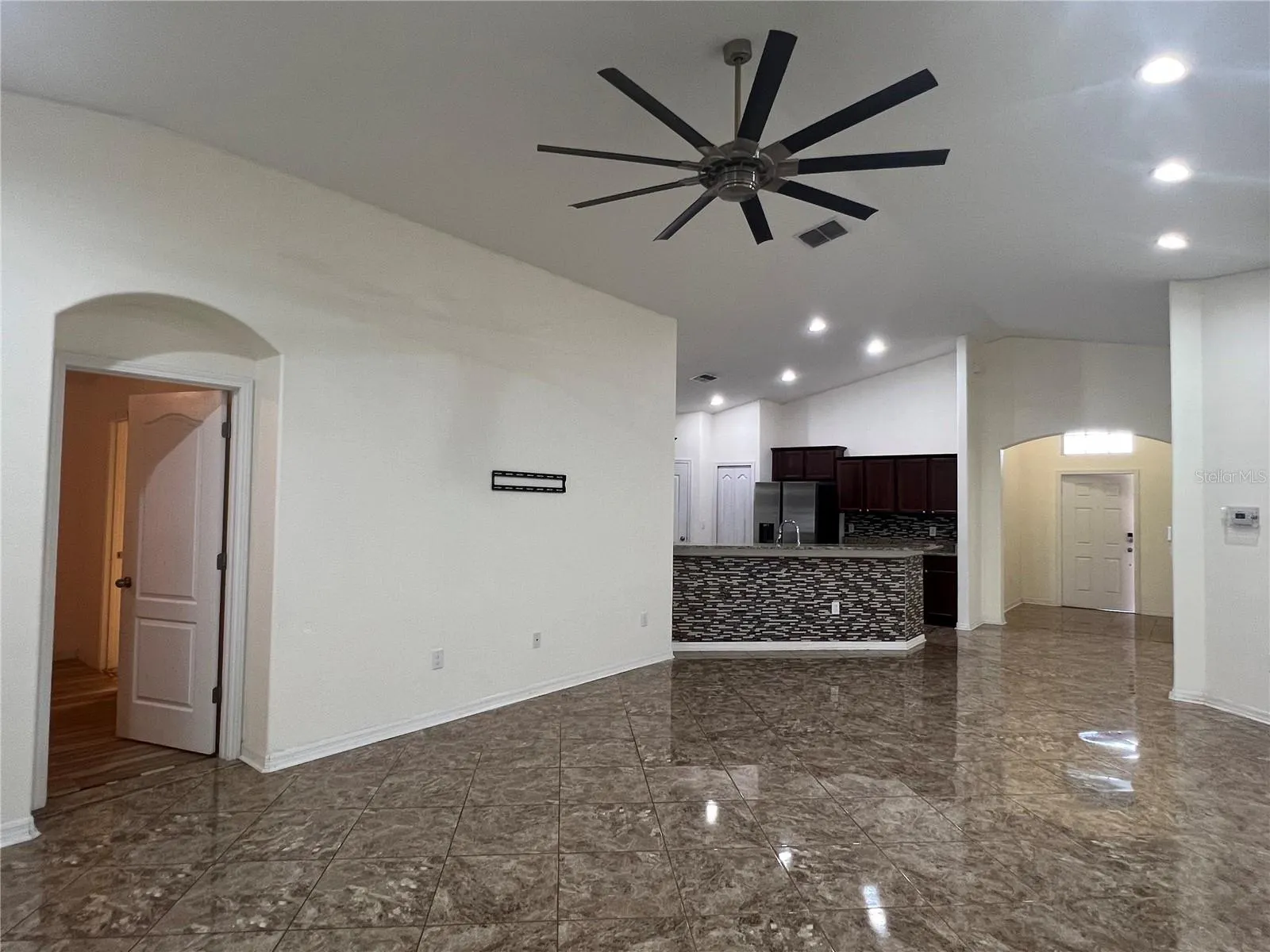 10214 SUMMER AZURE DR