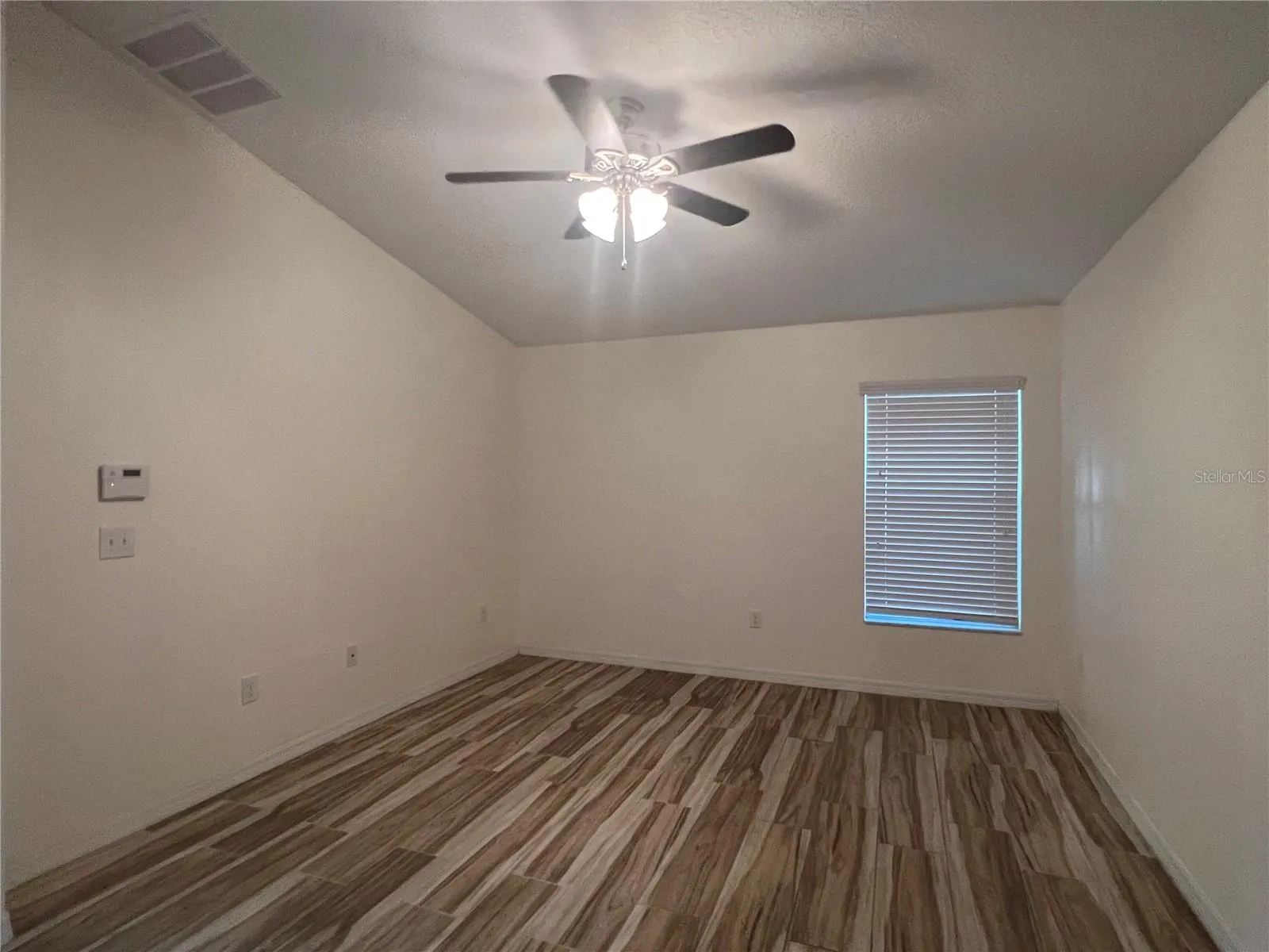 10214 SUMMER AZURE DR