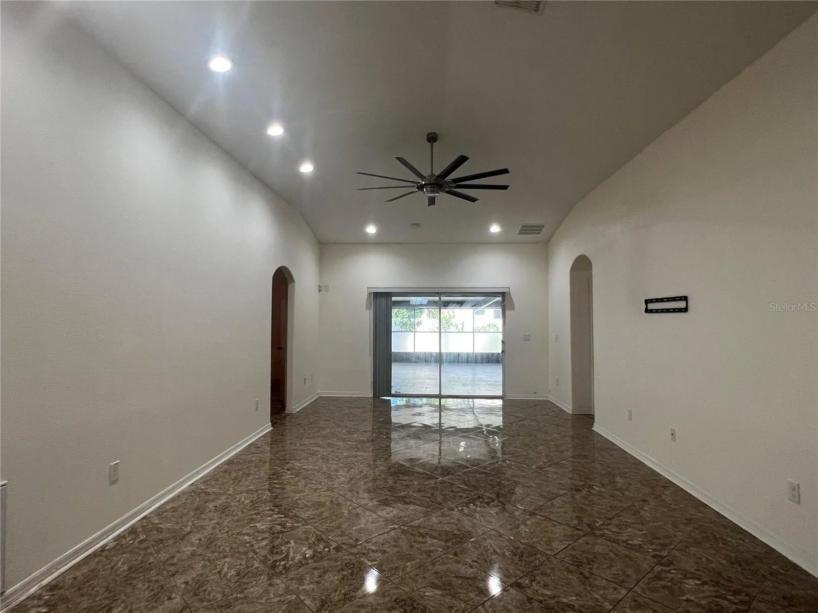 10214 SUMMER AZURE DR