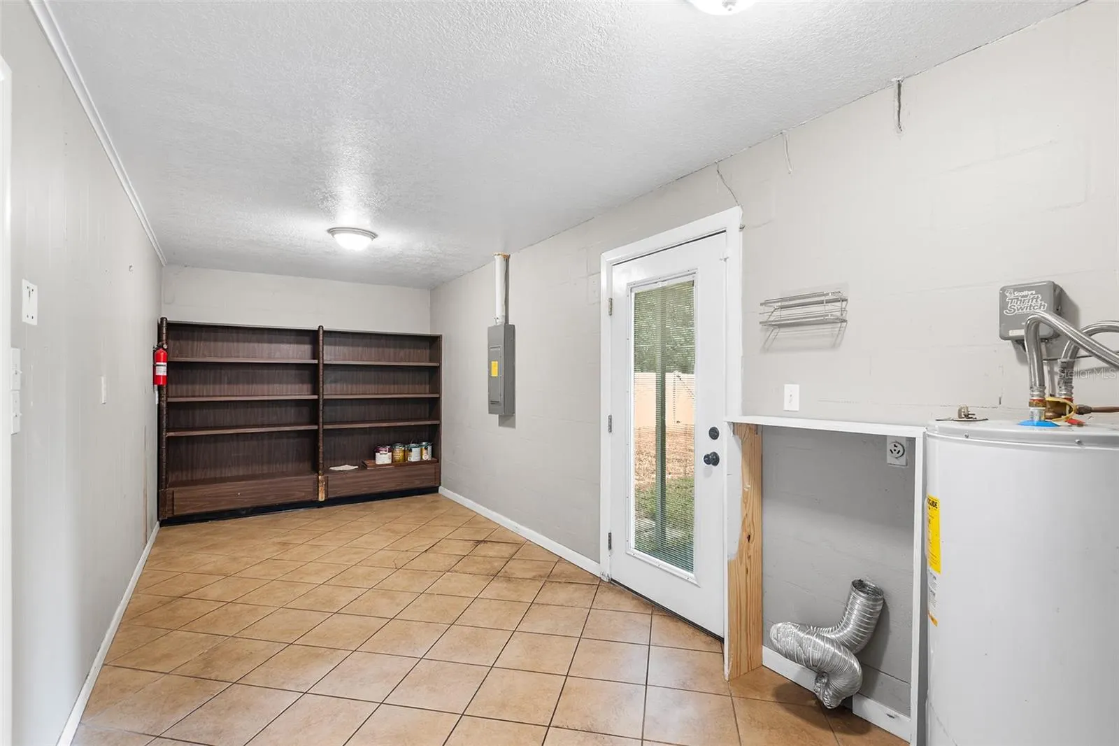 2620 EWELL RD