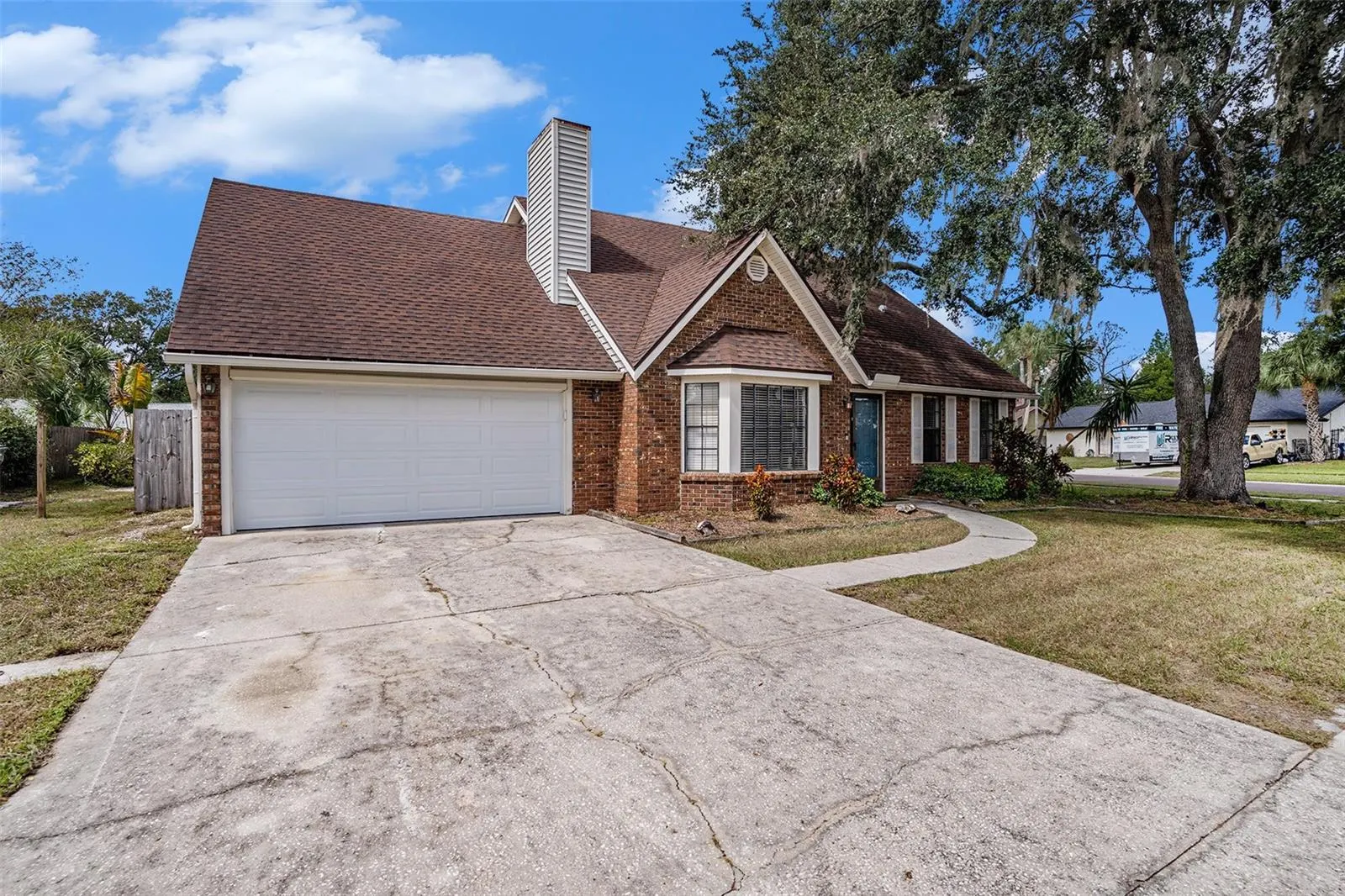 736 SANDY CREEK DR