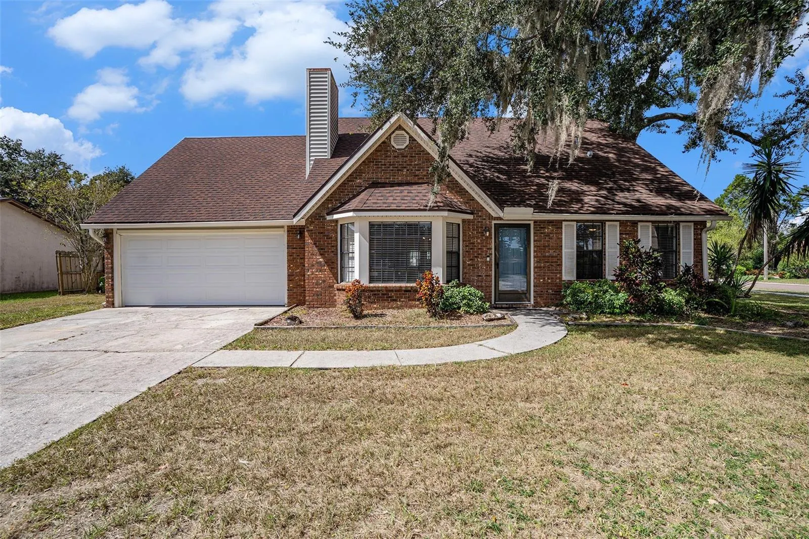 736 SANDY CREEK DR