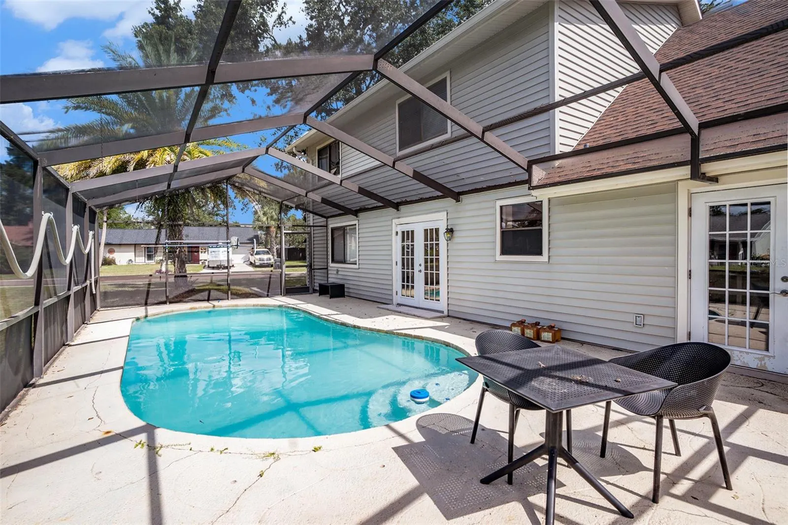 736 SANDY CREEK DR