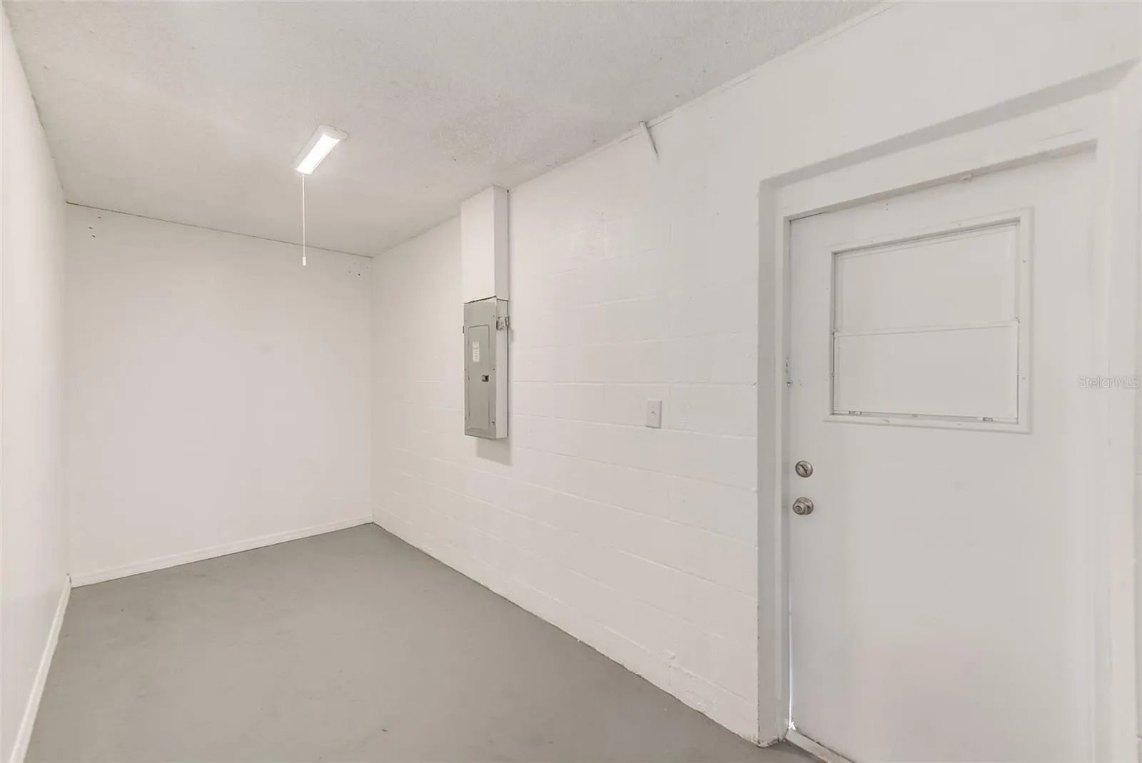 410 VINE AVE