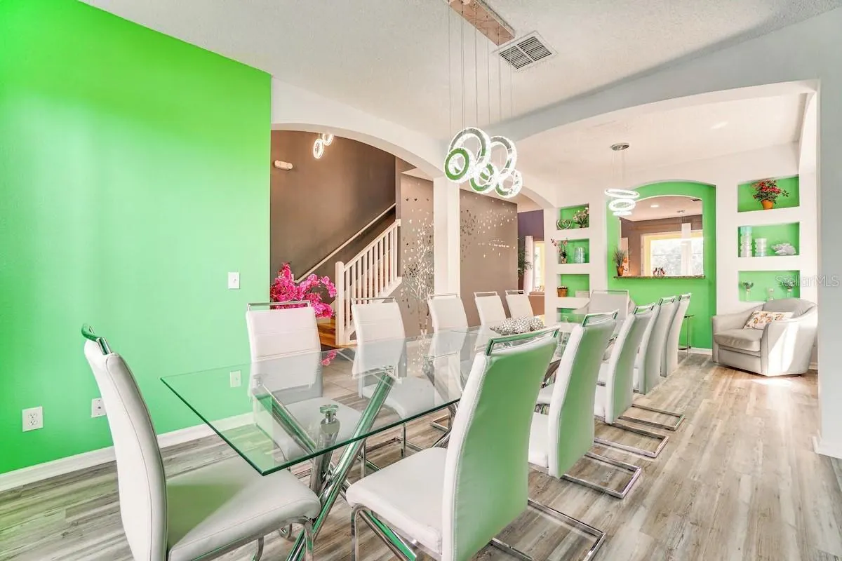 8579 LA ISLA DR