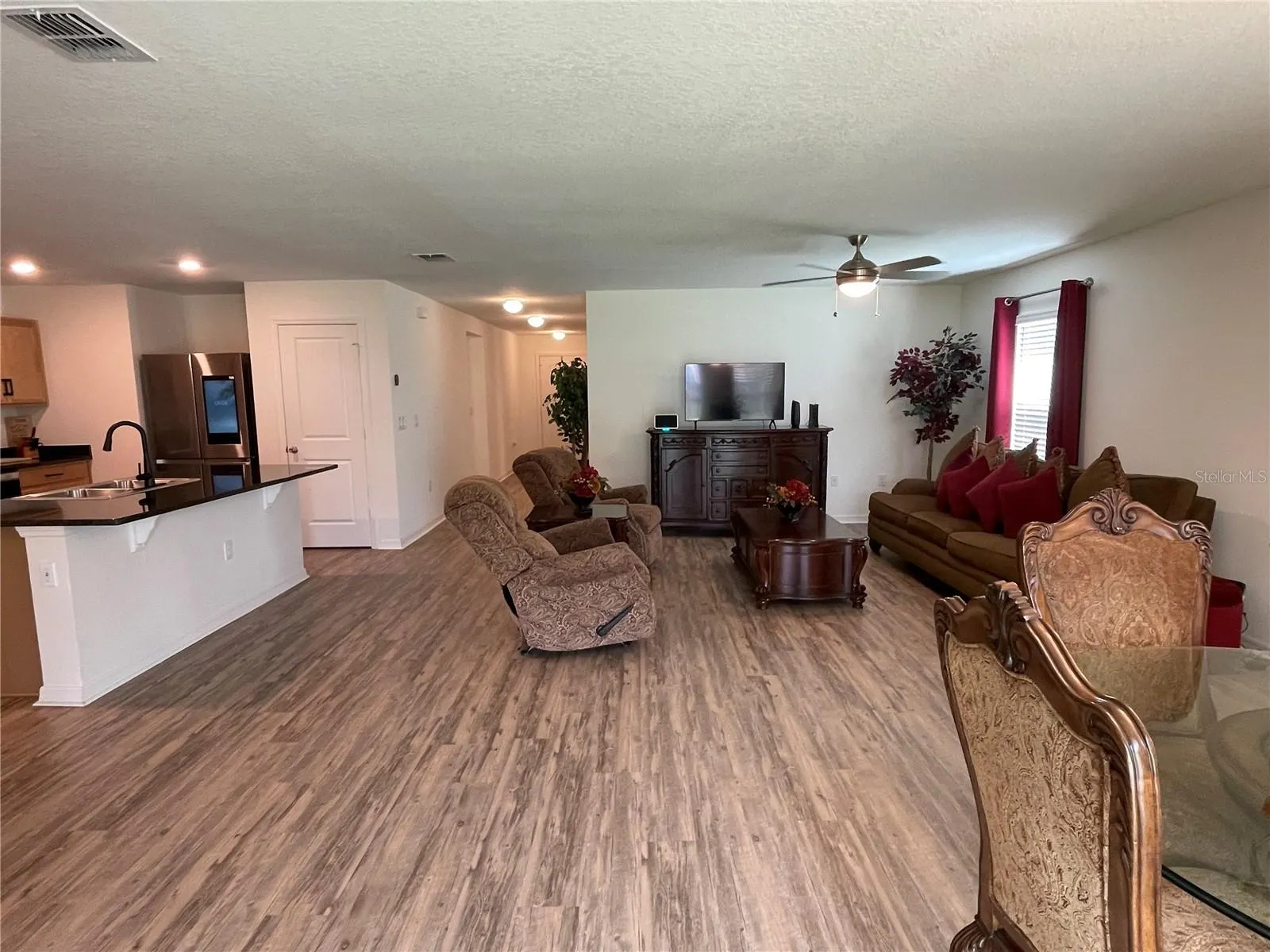 7115 CRUZ CT