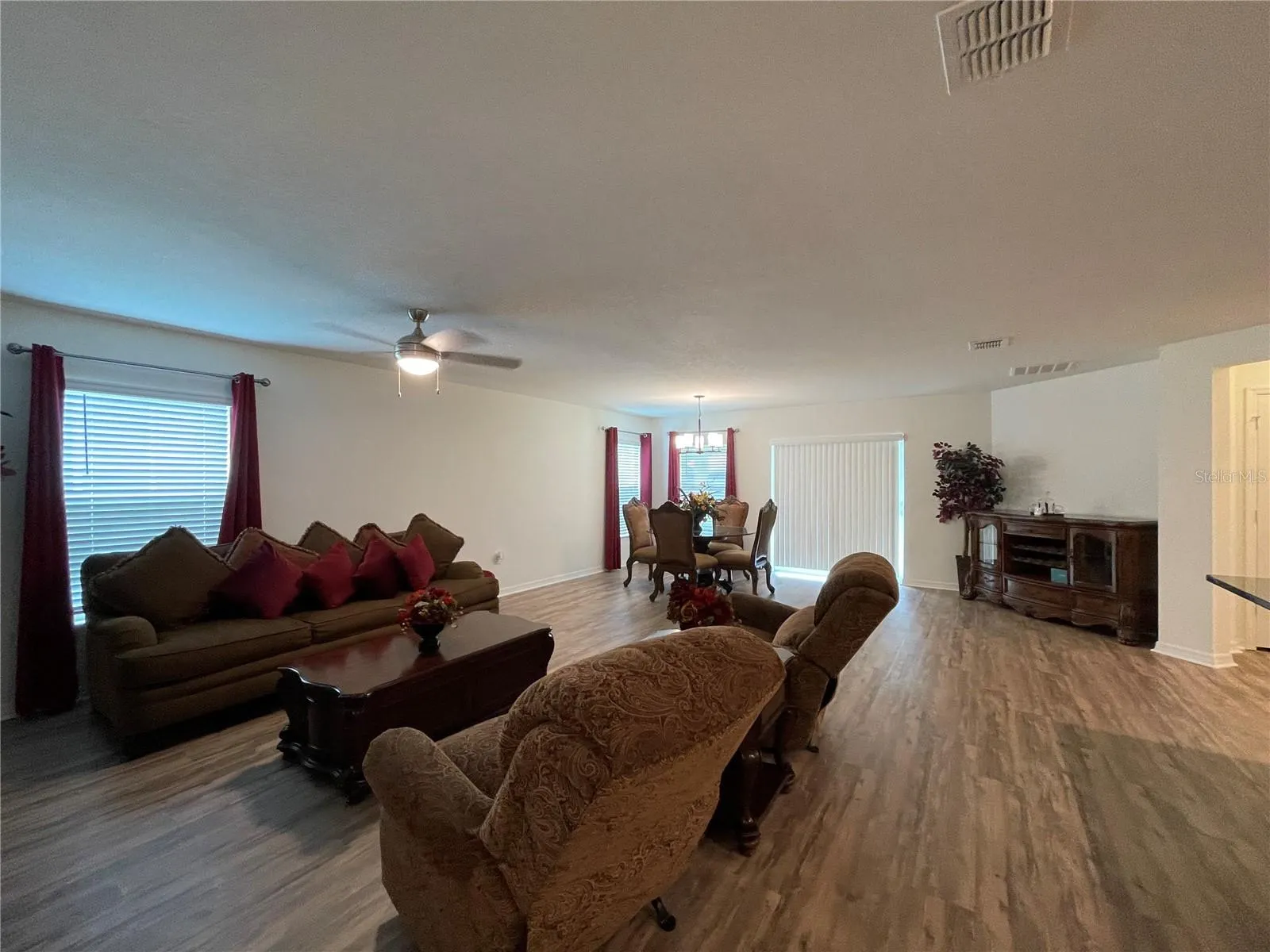 7115 CRUZ CT