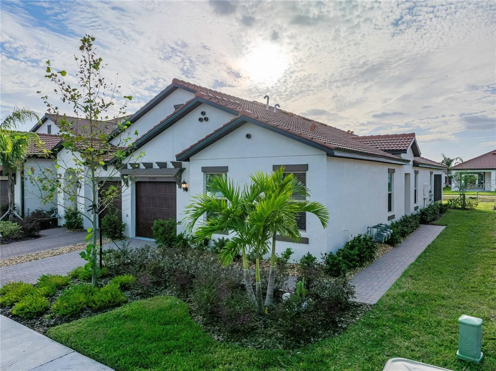 17319 HOLLY WELL AVE