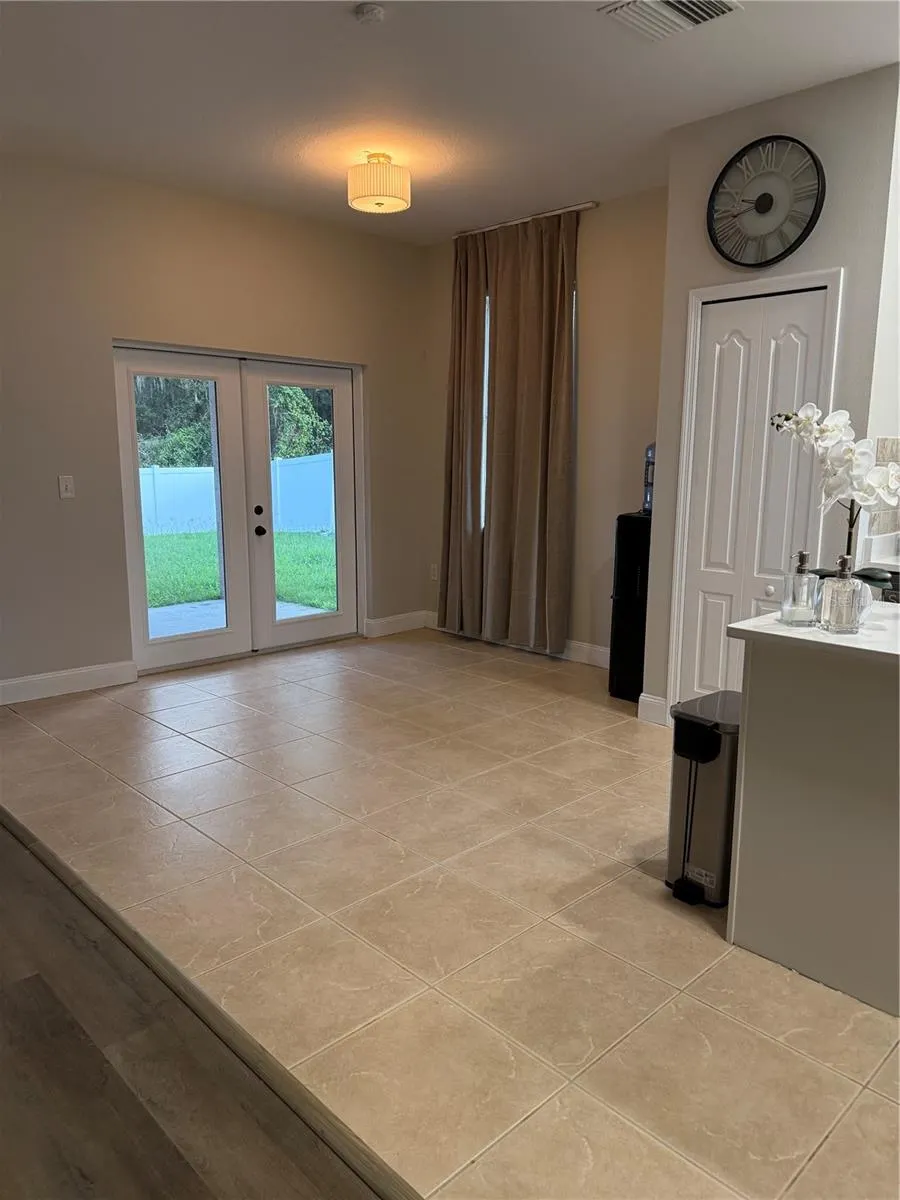 2729 WALDEN WOODS DR