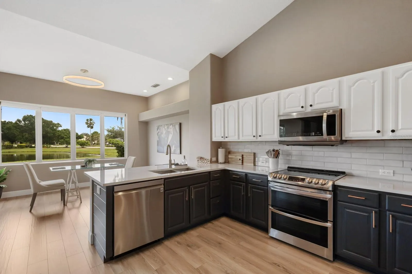 10160 CHERRY HILLS AVENUE CIR
